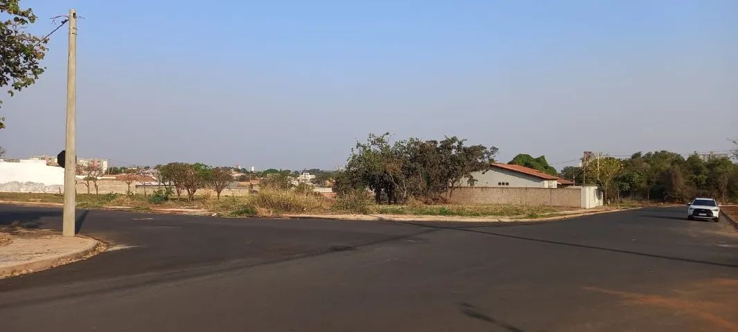 Terrenos no bairro Cidade Jardim em Araraquara