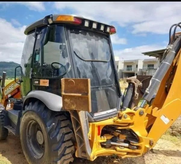 Retroescavadeira Case 580n 4x4 Ano 2021 - Foto 2
