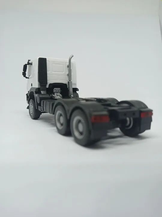 Caminhão Iveco 6x6 - HO 1/87 Herpa - Foto 4