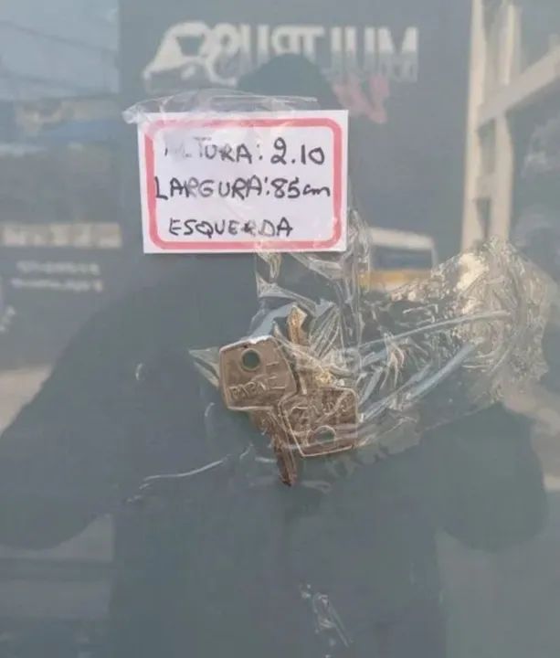 Porta de giro linha gold vidro leitoso  - Foto 5