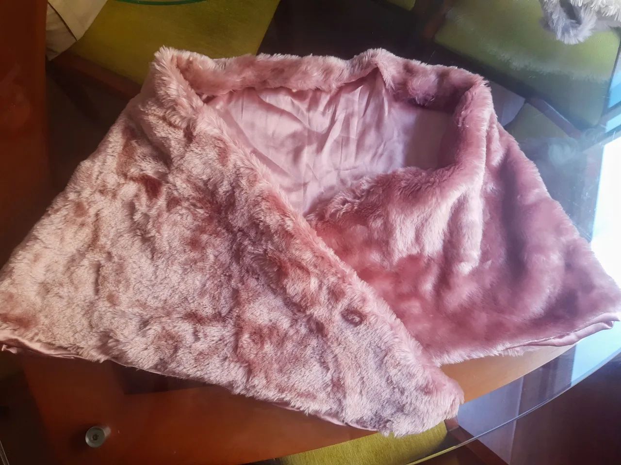 Estola rosa