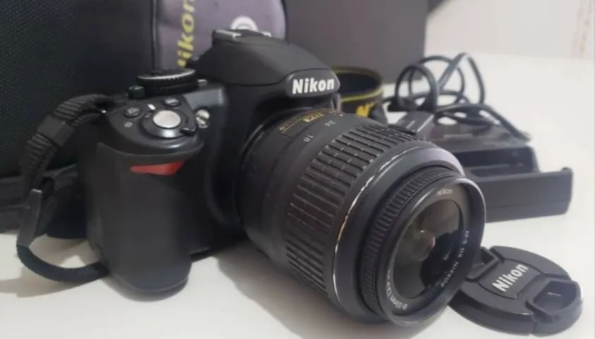 Maquina fotográfica profissional Nikon