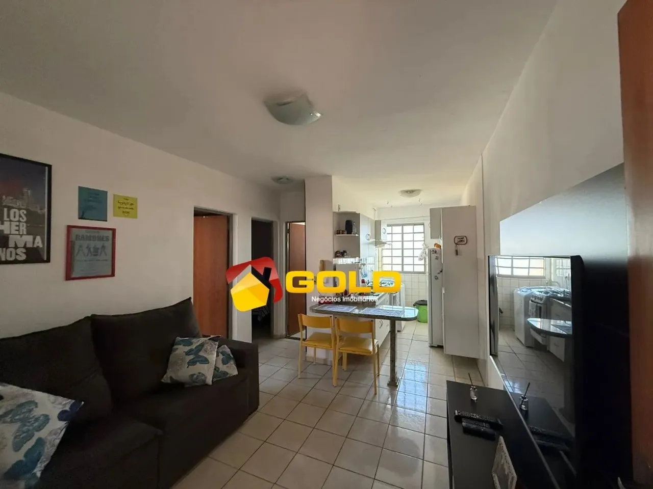Apartamento para Venda em Uberlândia, Laranjeiras, 2 dormitórios, 1 banheiro, 1 vaga