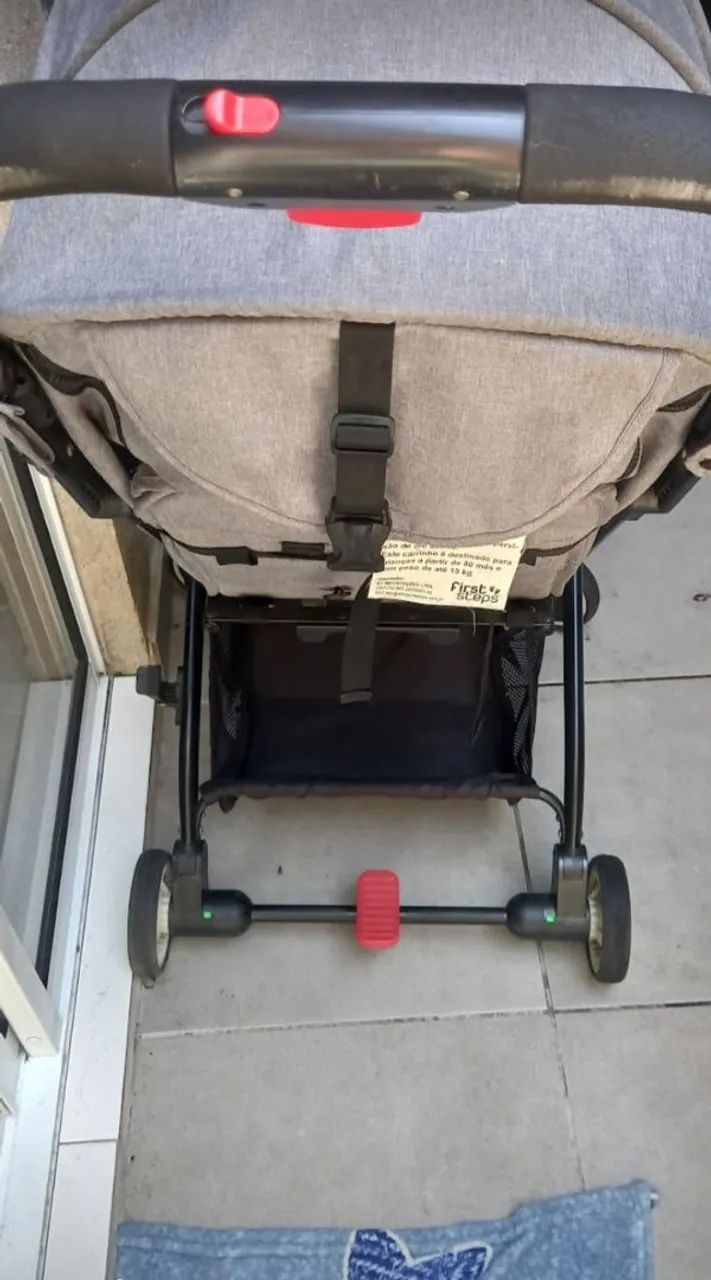 Carrinho de bebê usado - Foto 3