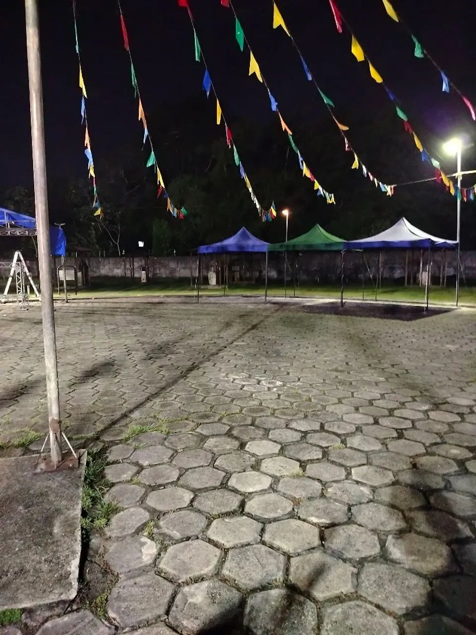 ALUGAMOS TENDAS 3X3 PARA SEU EVENTO. - Foto 3