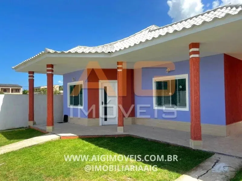 Casa 3 Quartos Suíte Espaço p/ Piscina e Churrasqueira.