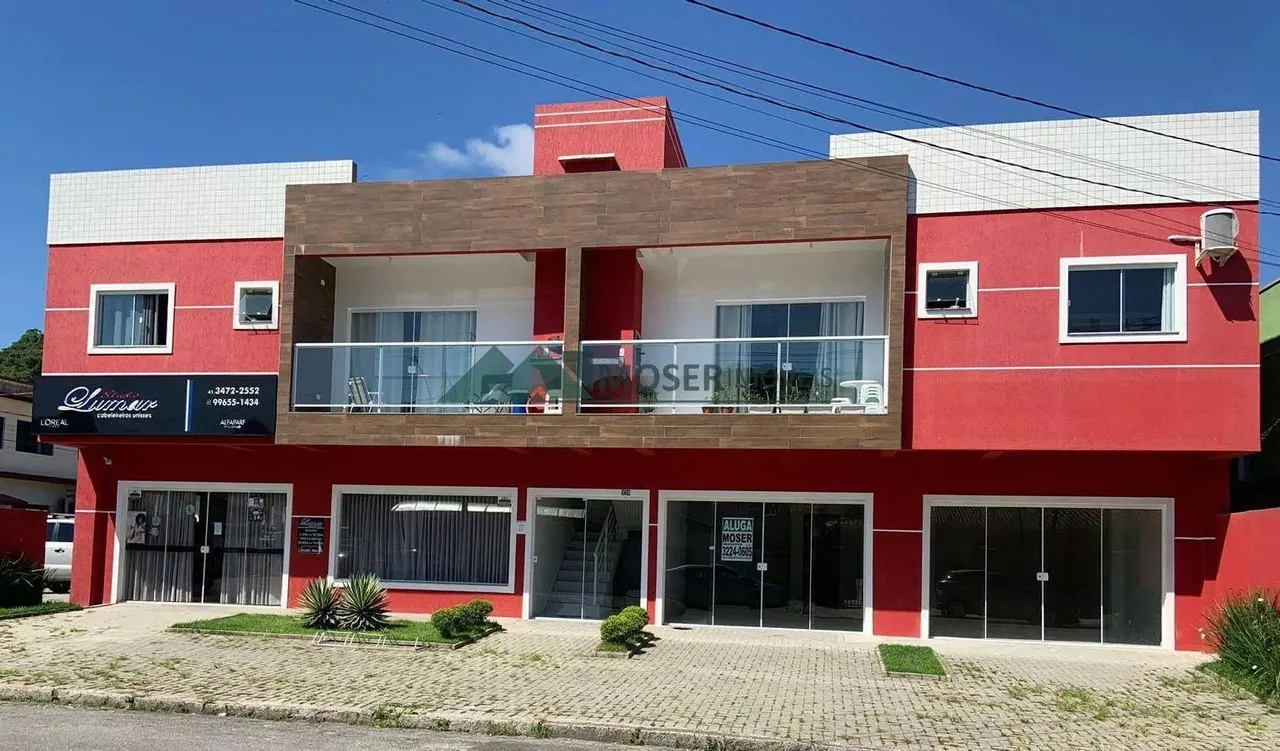 Loja com 3 quartos para alugar, 32.38 m2 por R$ 1400.00 - Centro - Guaratuba/PR