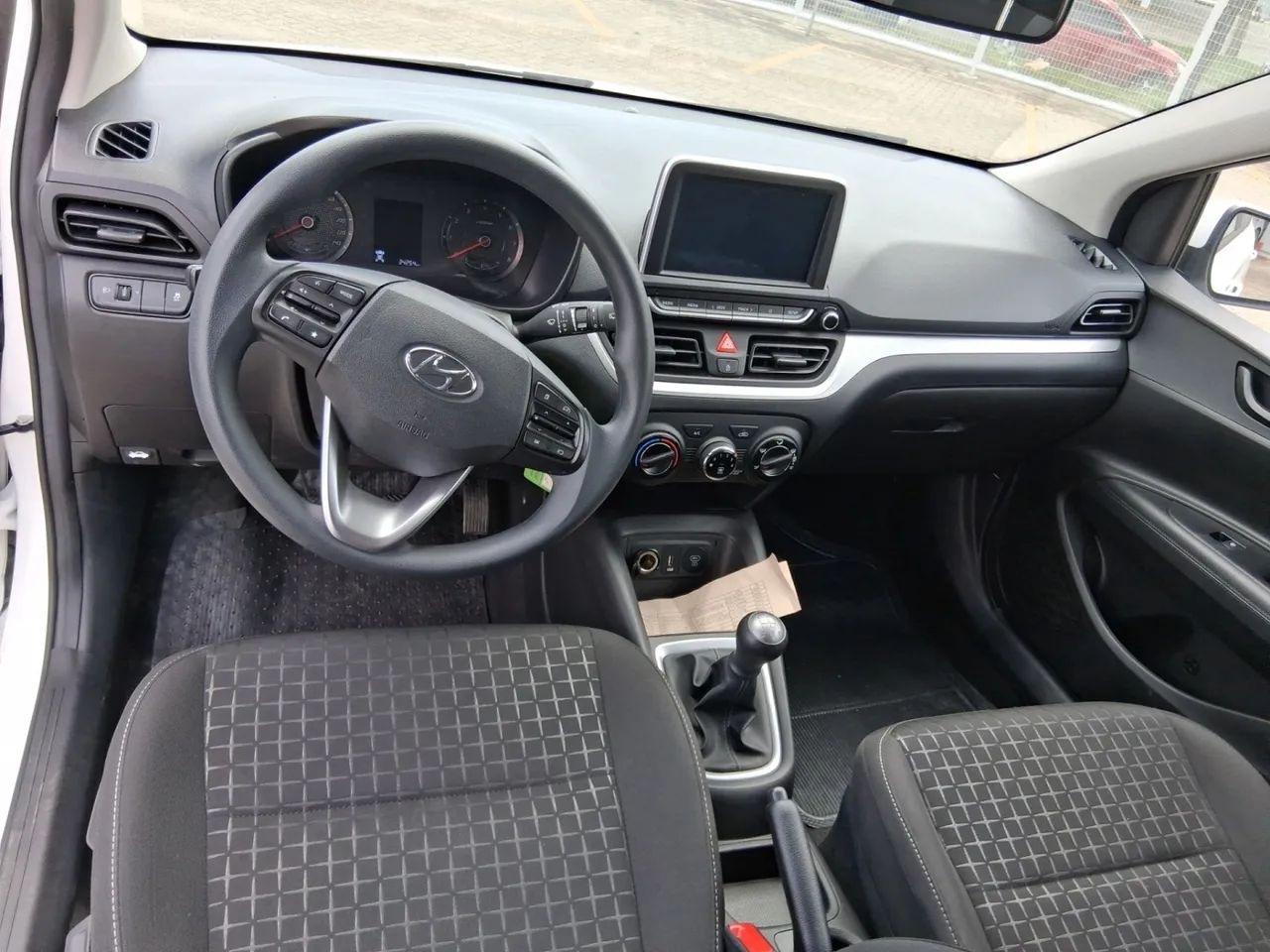 Hyundai HB20 Comfort Plus 1.0 Flex 12V Mec. 2025 - Foto 12