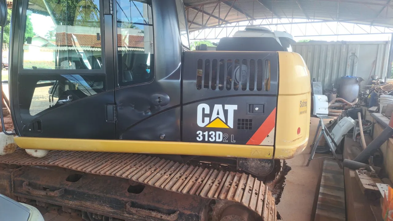 Escavadeira Caterpillar 313D