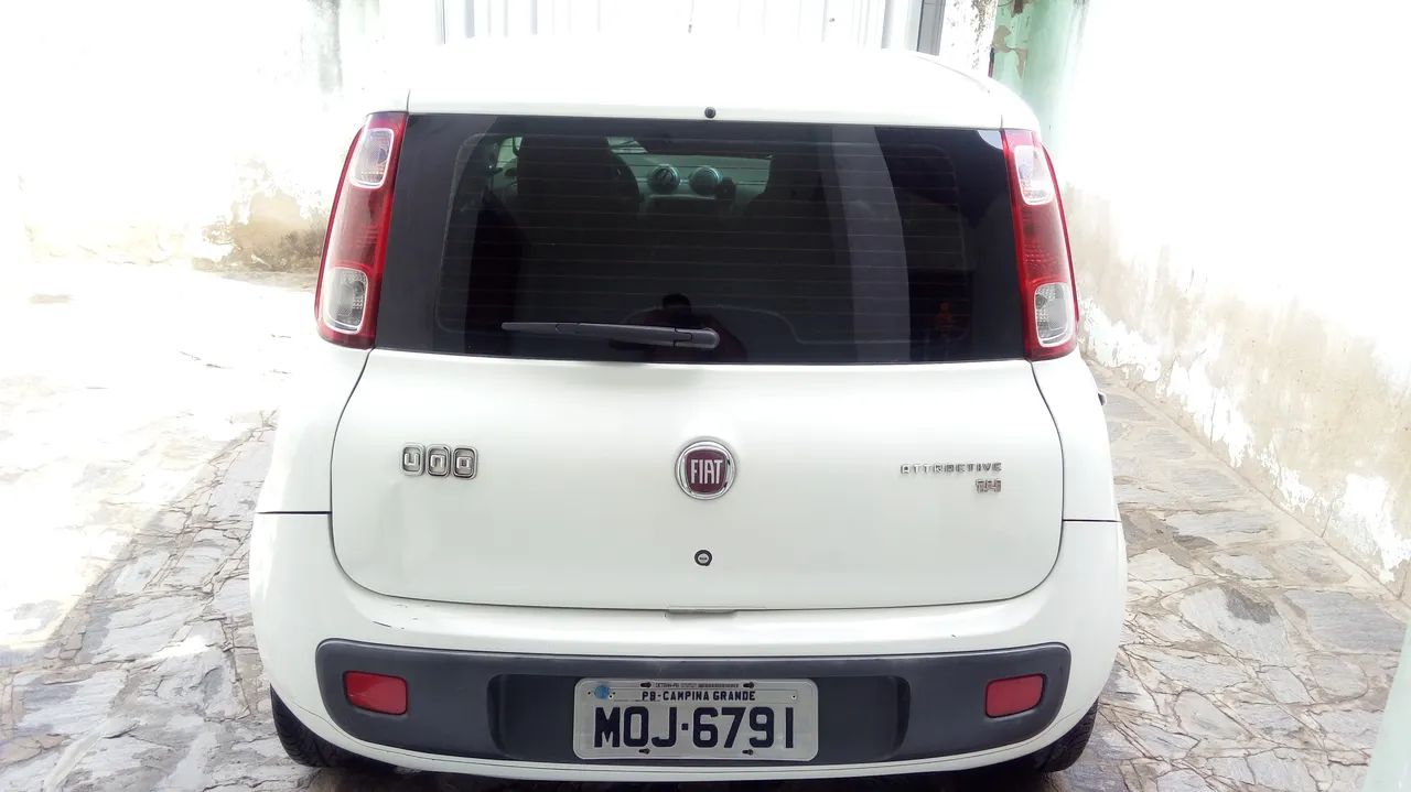 Fiat Uno Attractive 1.4 EVO Fire Flex 8V 4P 2011 - Foto 3