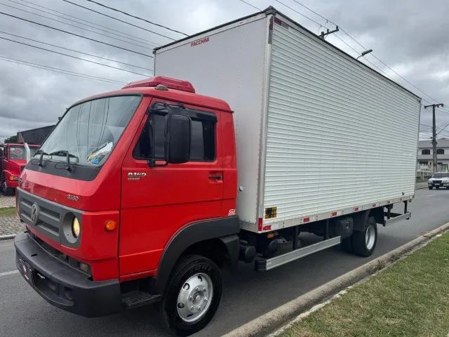 Volkswagen Delivery  8.160  2017 Baú 6,20x2,50 - Foto 2