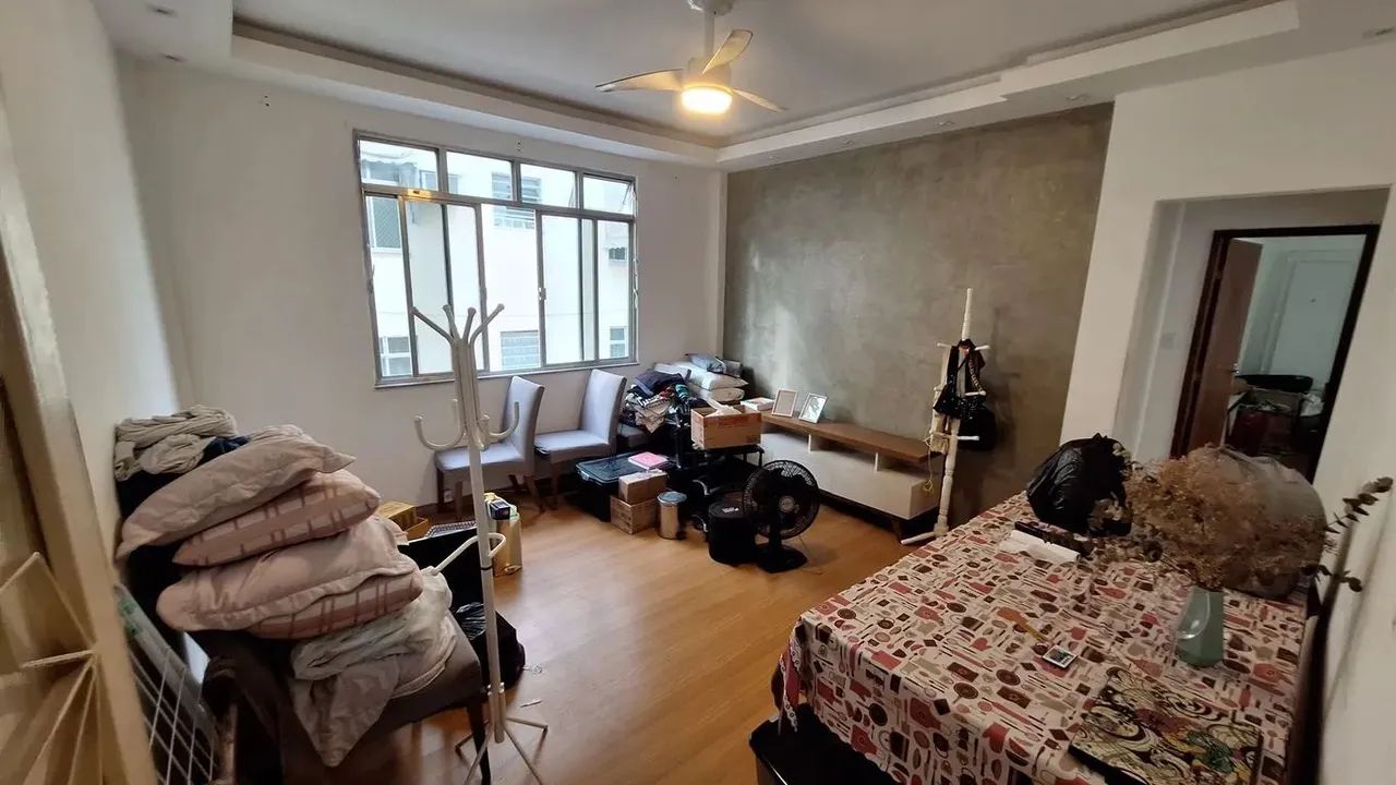 Vila da Penha, Amplo apartamento a venda, 2 quartos, sala, cozinha e banheiro.