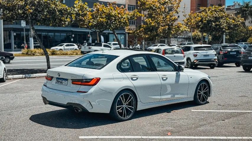 Bmw 320i M Sport 2022  - Foto 4