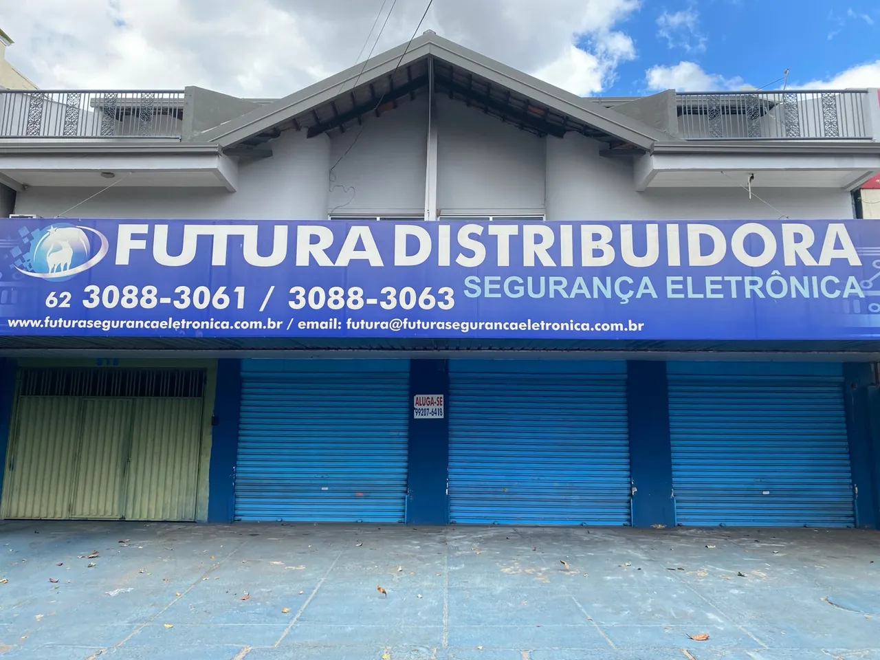 Aluga-se sala comercial setor Cidade Jardim