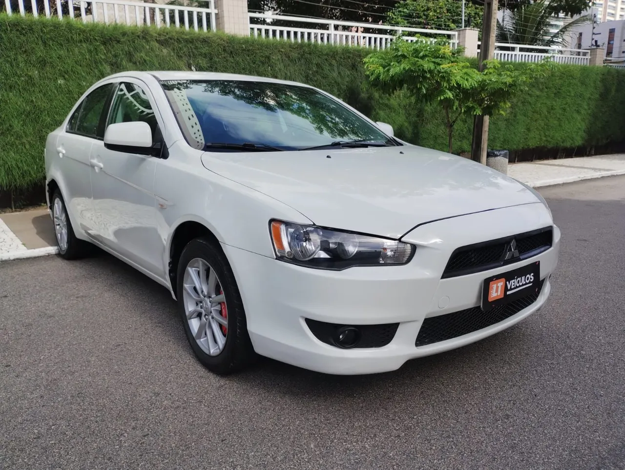 MITSUBISHI LANCER 2016 2.0 AUTOMÁTICO NOVO !