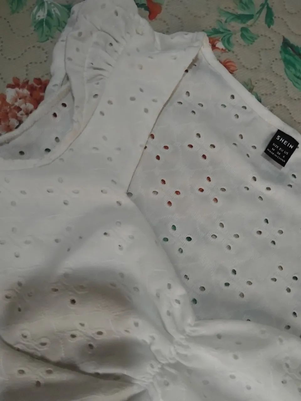 Blusa cropped branca  - Foto 3