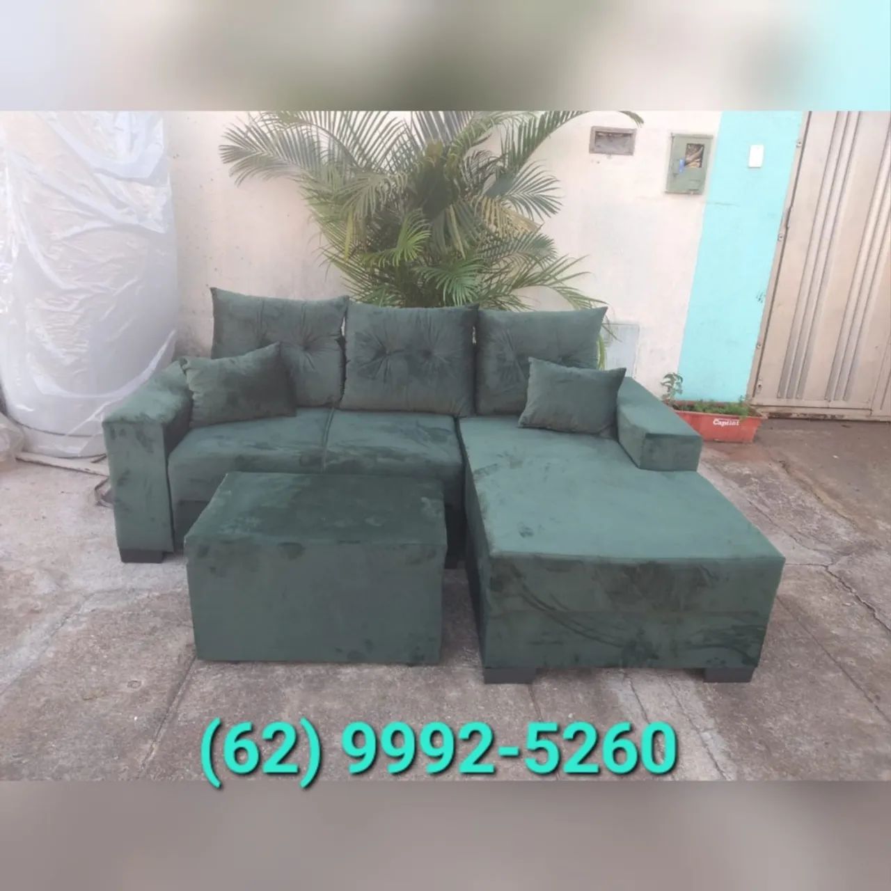 Sofá de canto marrom com puff - Foto 2