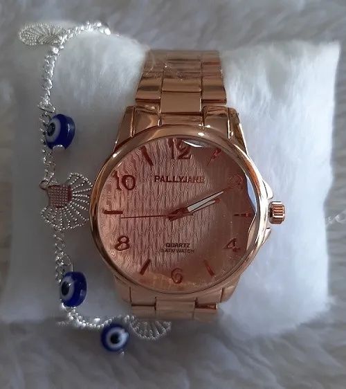 Relógio feminino com pulseira a prova de água