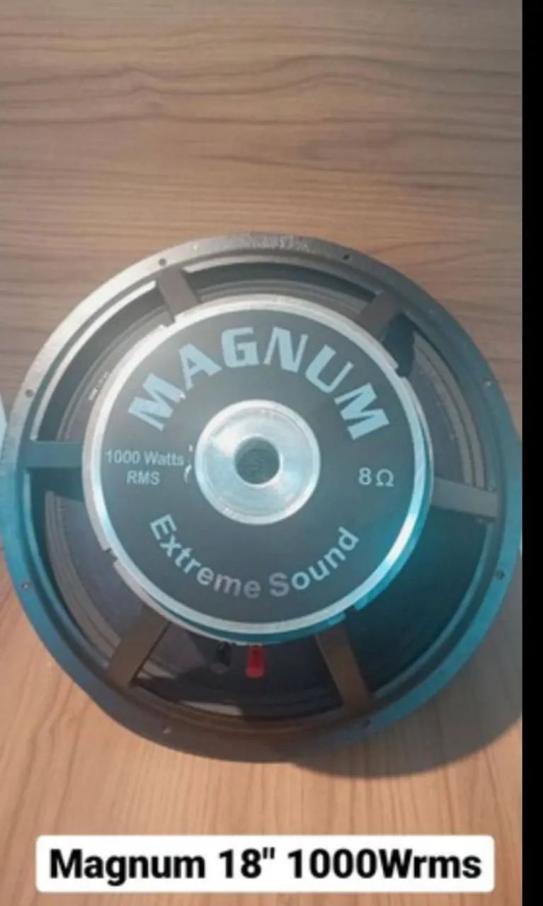Vendo 2 alto falantes de Som Total Air Magnum 18'' 1000Wrms - Foto 2