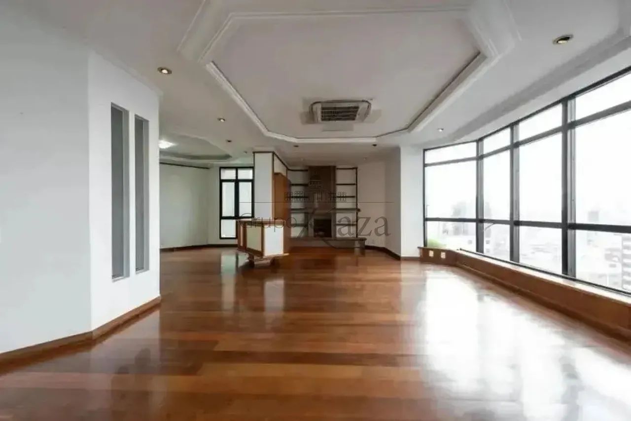 Cobertura Duplex - Itaim Bibi - 4 Dormitórios - 311m². - Foto 2