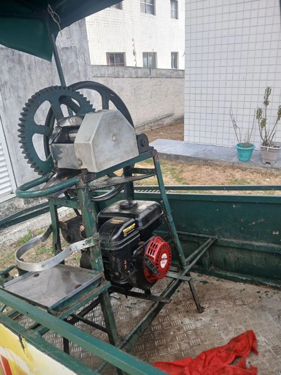 Moenda de cana+carreto+motor reserva - Foto 4