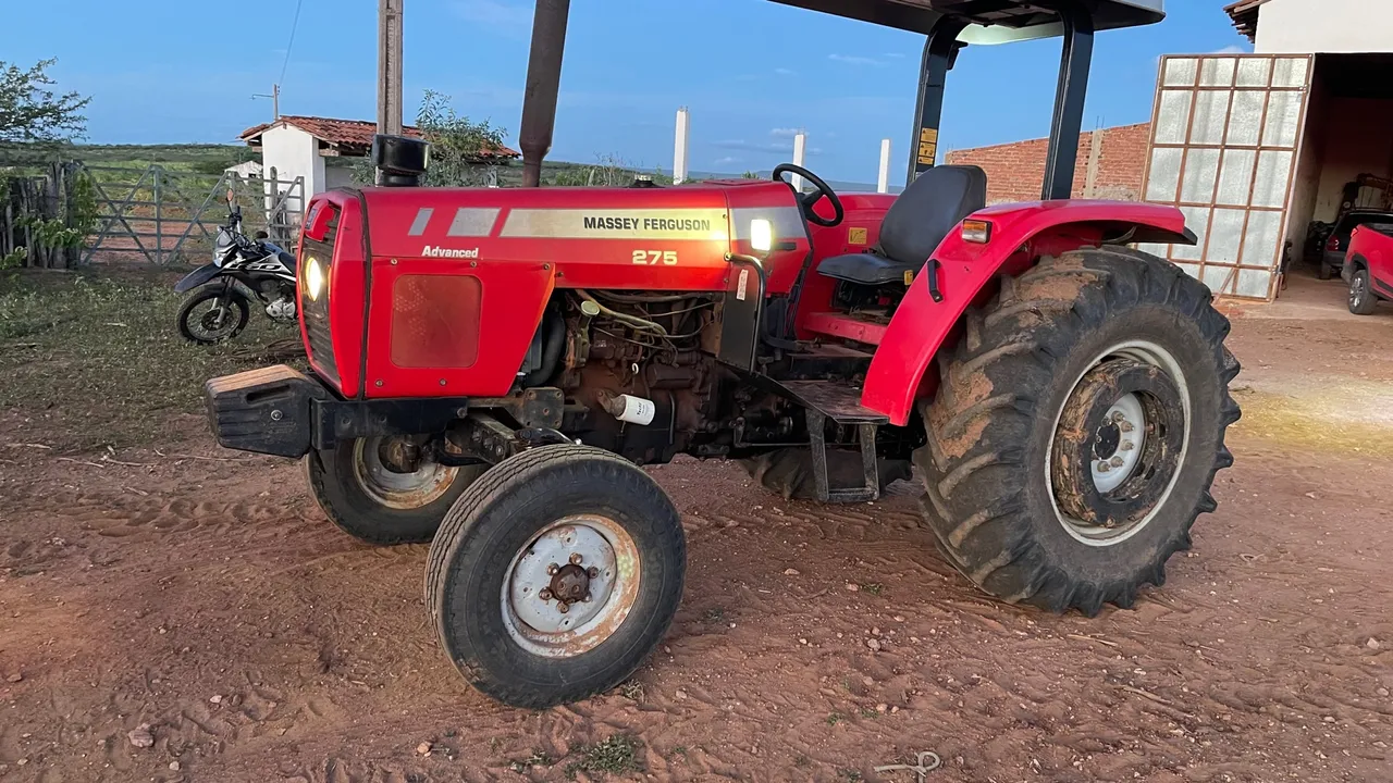 TRATOR ADVANCE ANO 2009