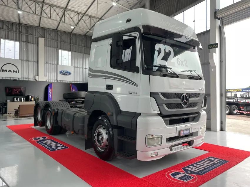 MB AXOR 2544 6X2 ANO 22 MERCEDES BRNZ SUSP MOLA