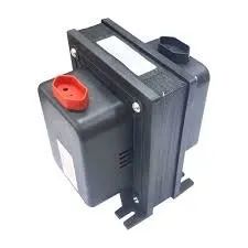 Auto Transformador 3000va Central 9000 Btus Geladeira 110 para 220 e 220 para 110 1800w - Foto 2