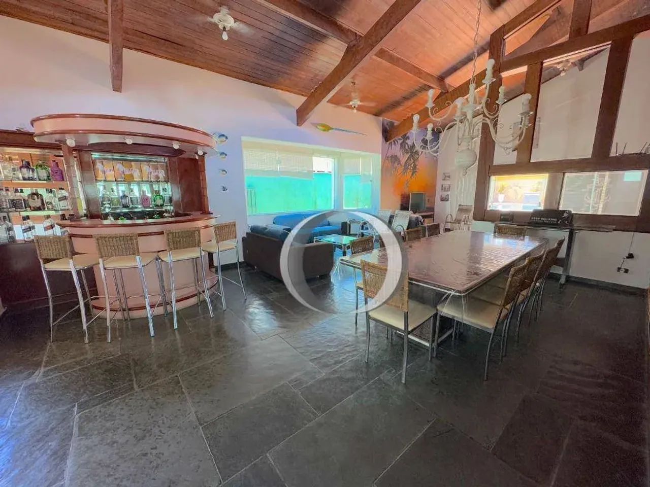 Casa a venda no Jardim Virginia, 4 quartos (sendo 2 suítes), piscina e churrasqueira - Foto 3