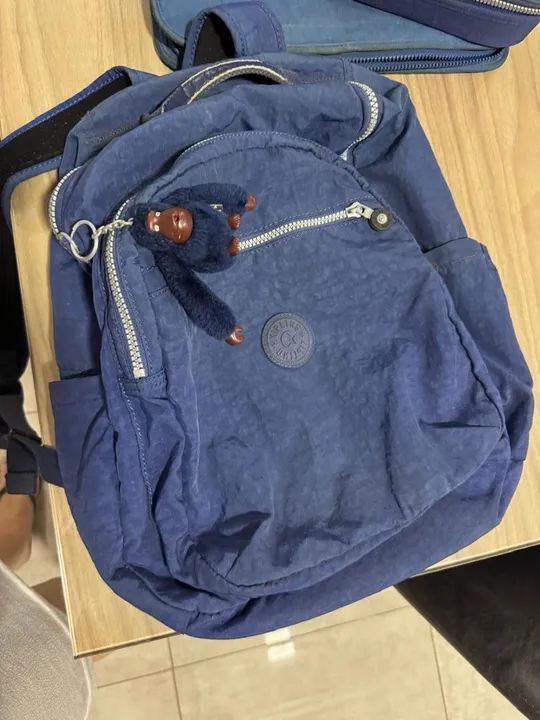 Mochilas, estojos e fichario Kipling - promoção 