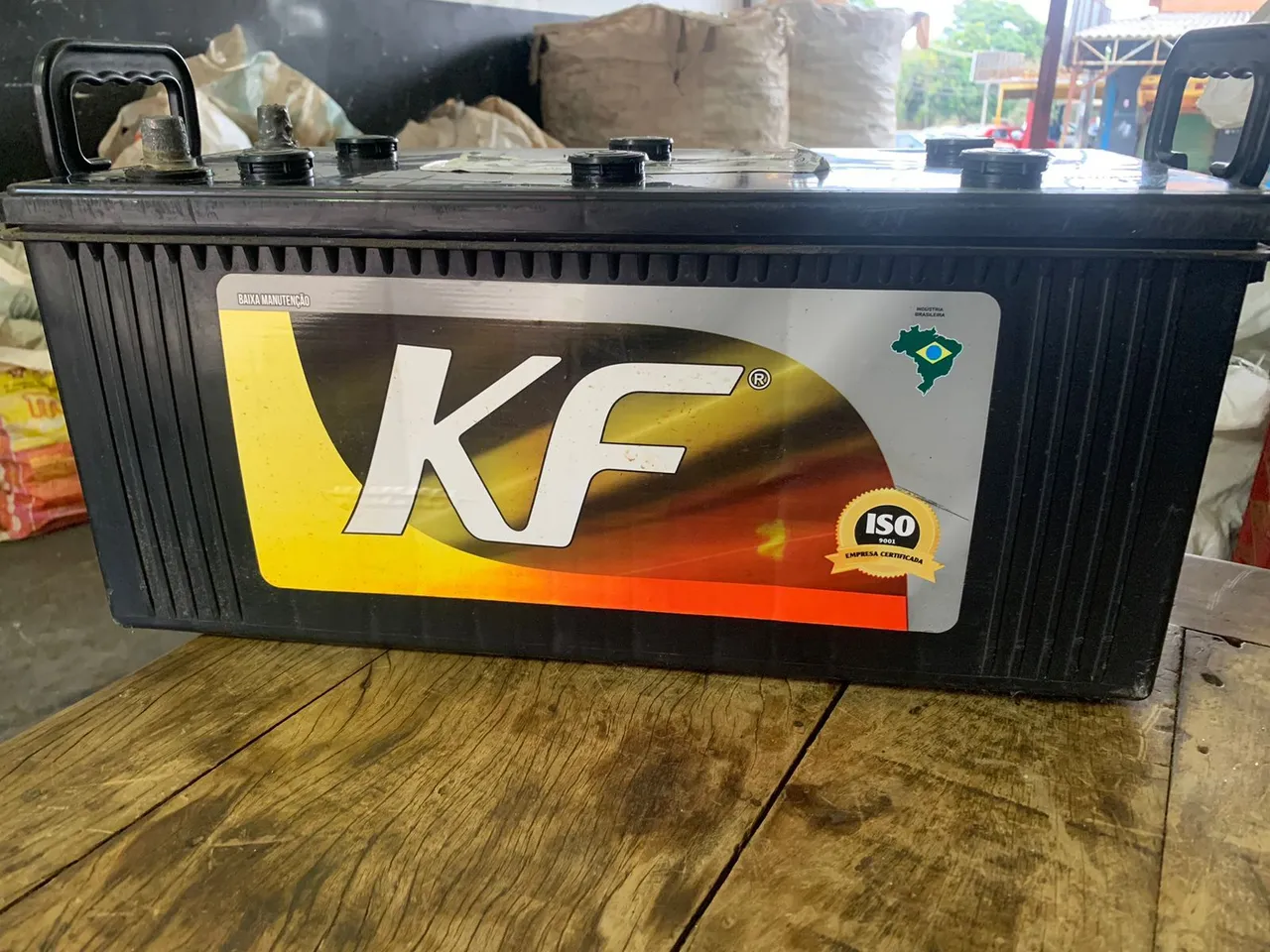 Vendo Bateria KF 150 amp
