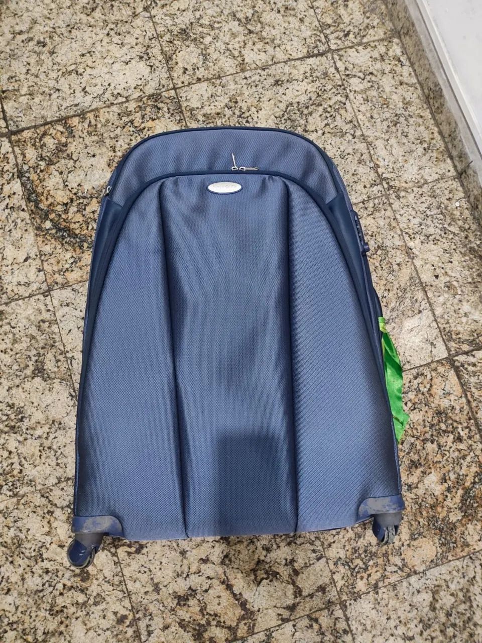 Mala samsonite grande precisar trocar as rodinhas  - Foto 2