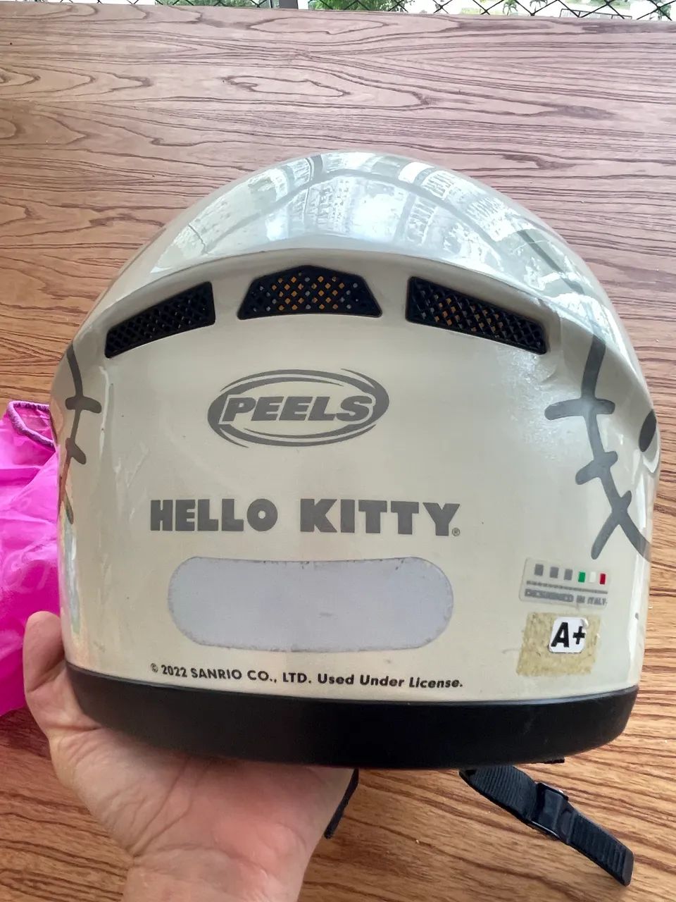 Capacete Peels Hello Kit branco