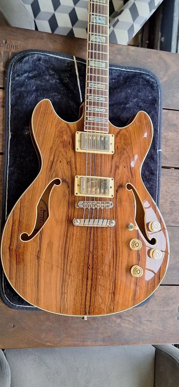 Guitarra semi Ibanez As93C 