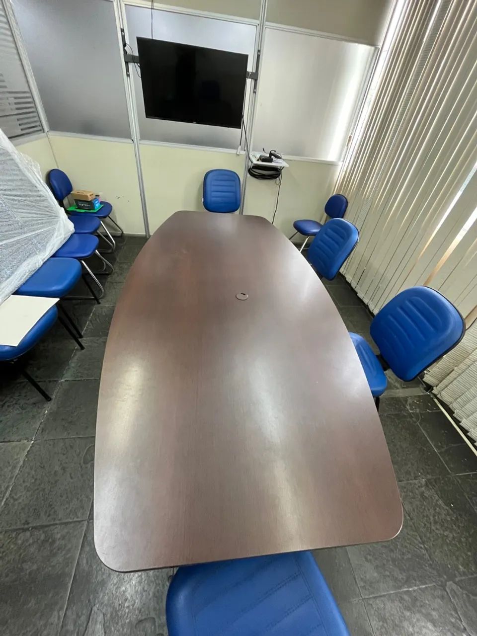 Mesa de Reunião em madeira - Foto 3