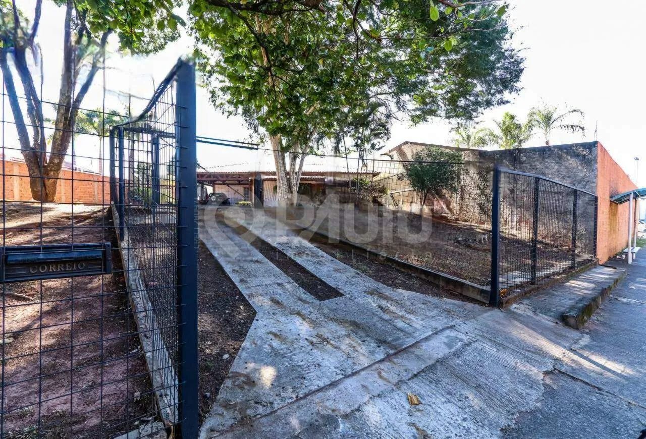 CASA COM VOCAÇÃO COMERCIAL- DOIS CÓRREGOS. - PIRACICABA