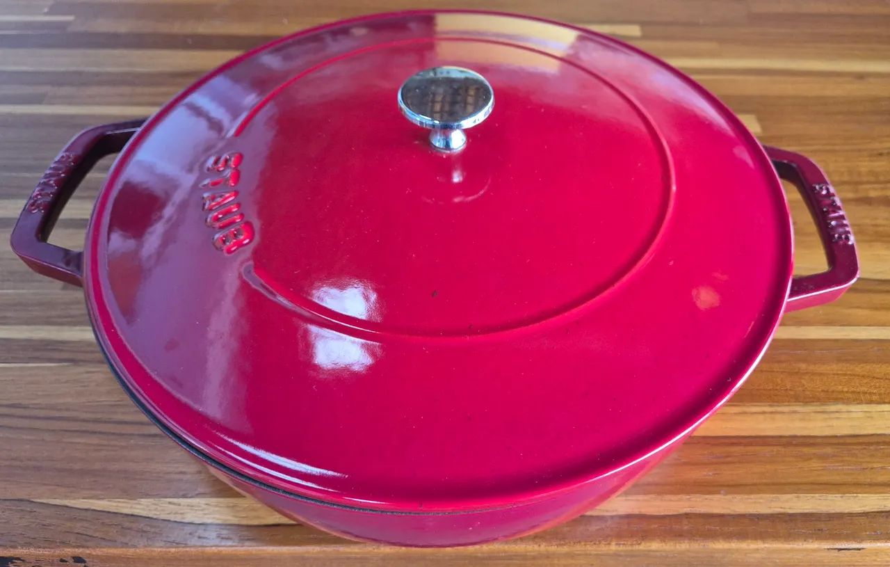Caçarola Redonda Baixa Chistera, 28cm, Cereja, Ferro Fundido - Foto 3