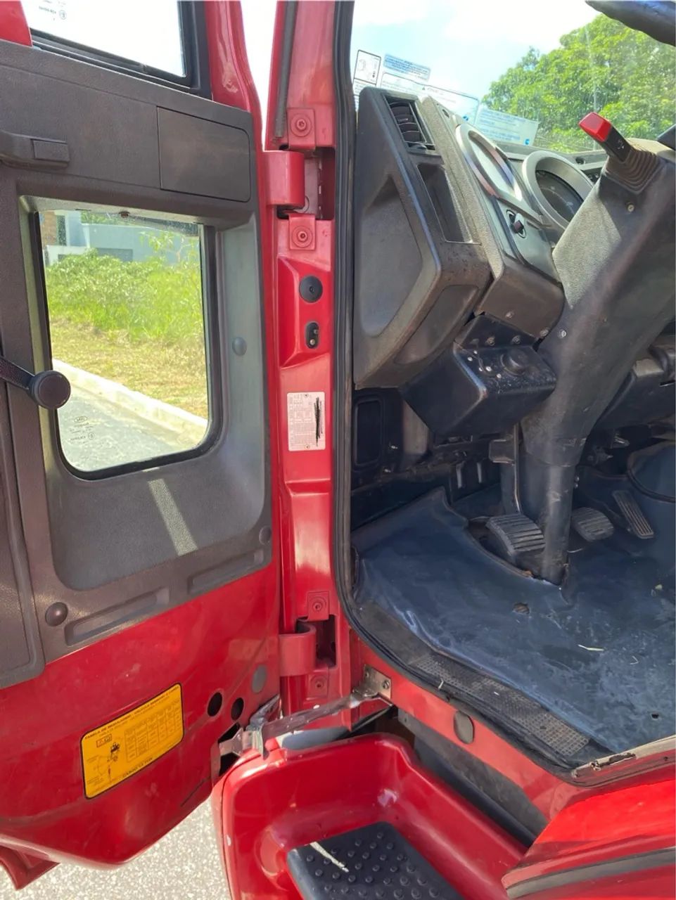 Ford Cargo 1317 e 2009 - Todo original, motor Cummins  - Foto 10