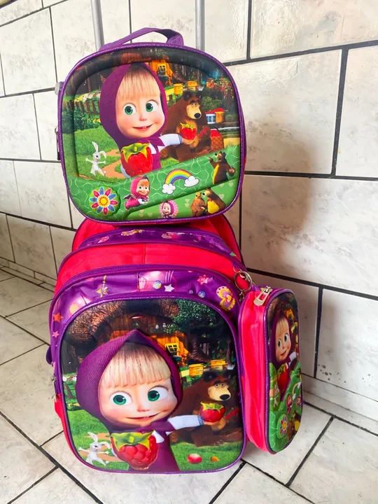 Kit mochila de rodinha masha e o urso