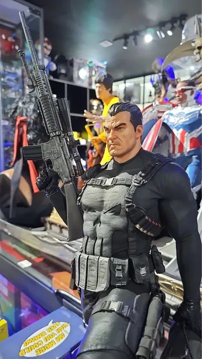 Estátua Justiceiro The Punisher Iron Studios Legacy Replica 1/4