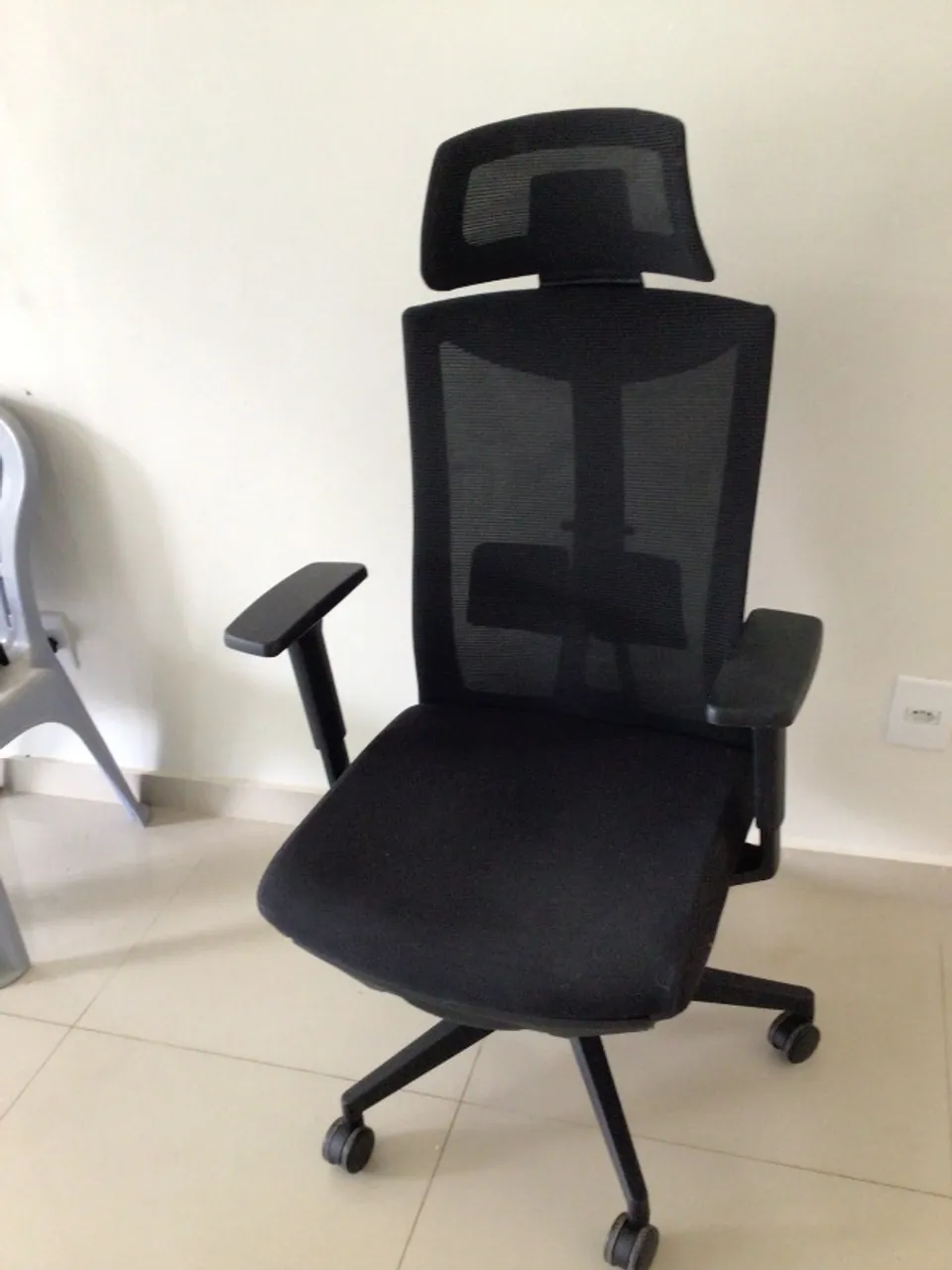 Cadeira de escritório Pcyes B7 gamer ergonômica