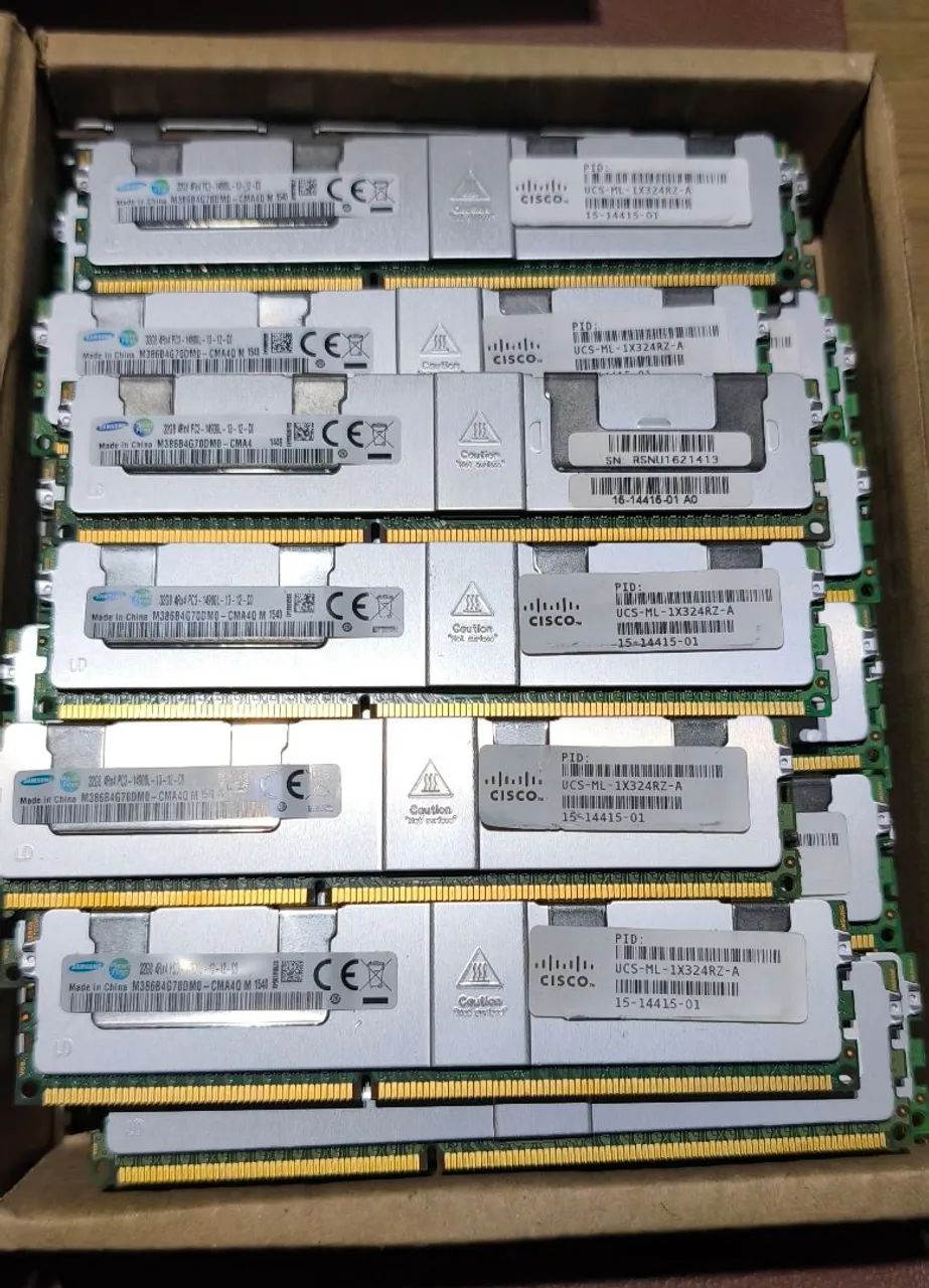 Samsung 32GB DDR3 ECC Registered RAM Server Modules - PC3-14900L64374419625730120
