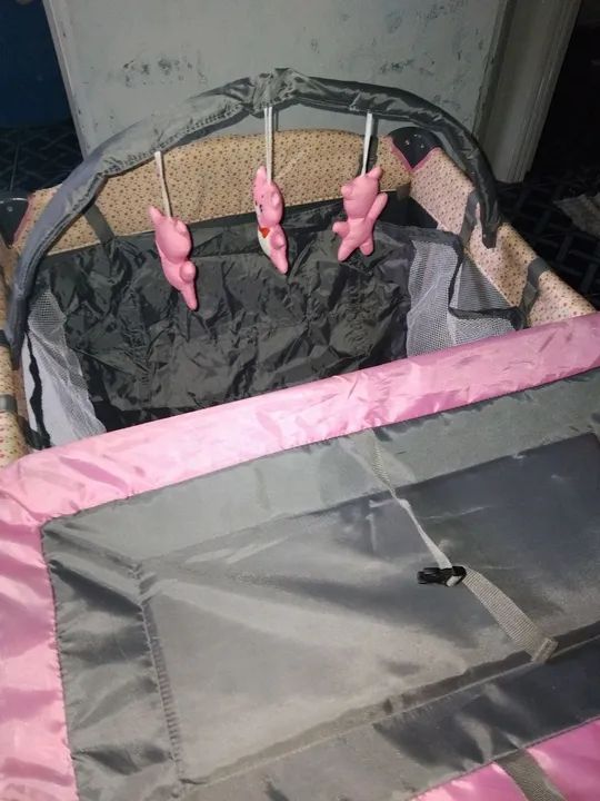 Berço portátil para bebê - rosa
