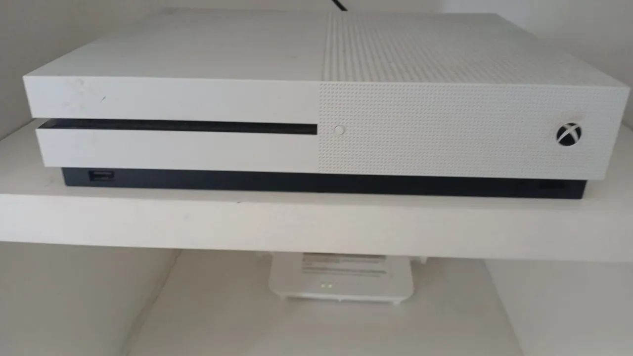 Xbox One S - 1TB - Foto 4