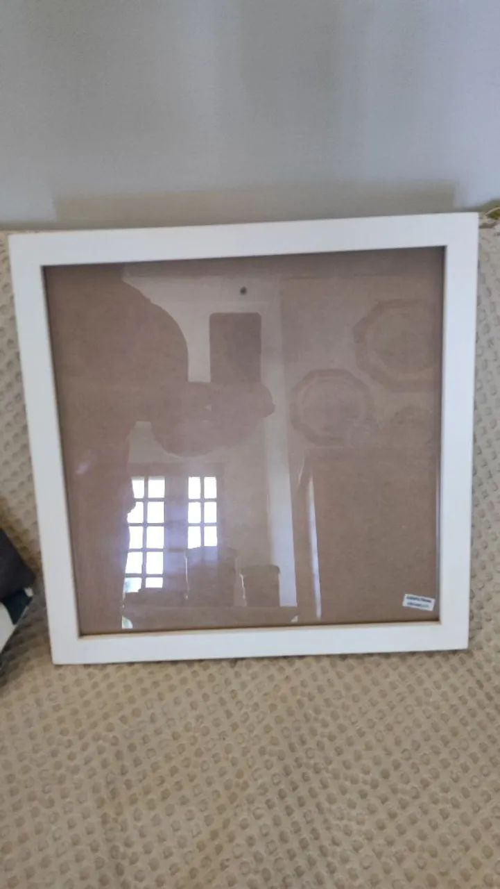 Quadro Decorativo Branco com vidro 