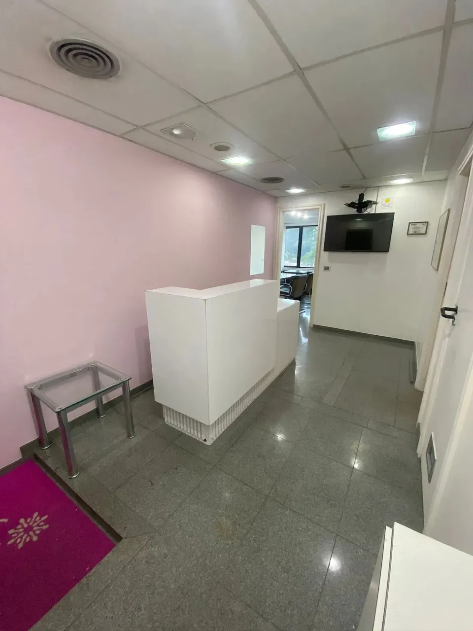 Sala/Consultorio no Barra Medical em frente ao Shopping Downtown