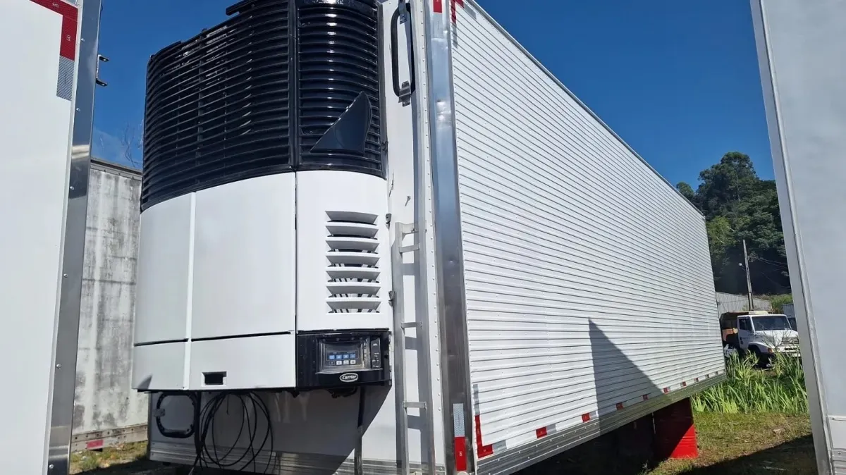 Bfg 850 Baú frigorífico 16 paletes Altura interna 2,42m F