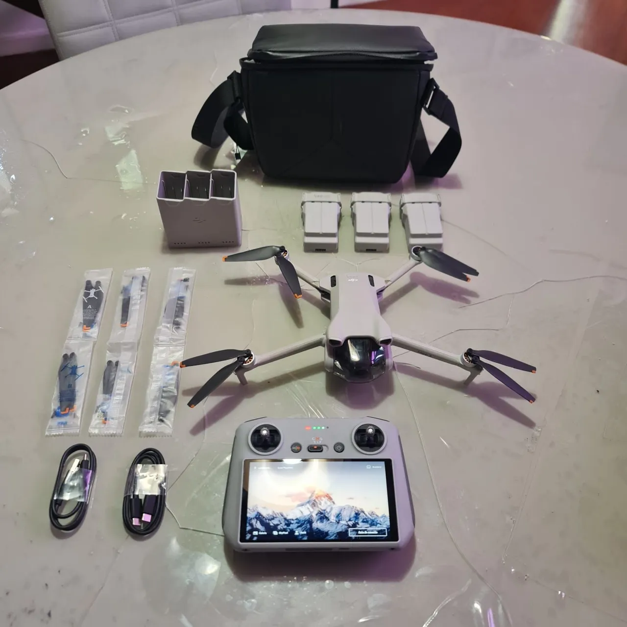 Drone DJI Mini 3 Fly More Combo Plus
