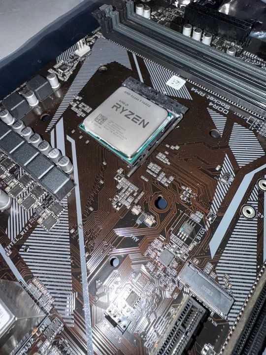 Placa mãe Gigabyte e Processador Ryzen 5 - Foto 2