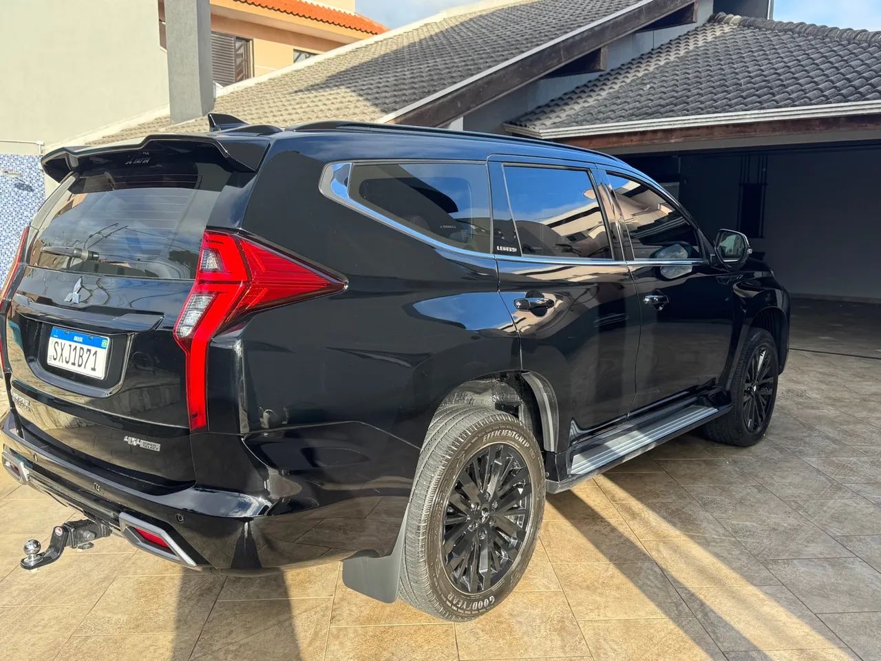 PAJERO SPORT LEGEND BLACK - Foto 3